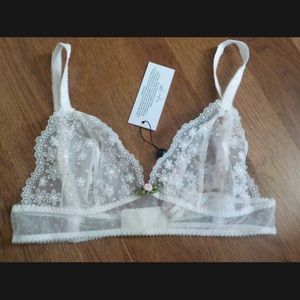 VICTORIA SECRET FOR LOVE & LEMONS EVIE MEDIUM EMROIDERED BRALETTE BRA NWT!!!